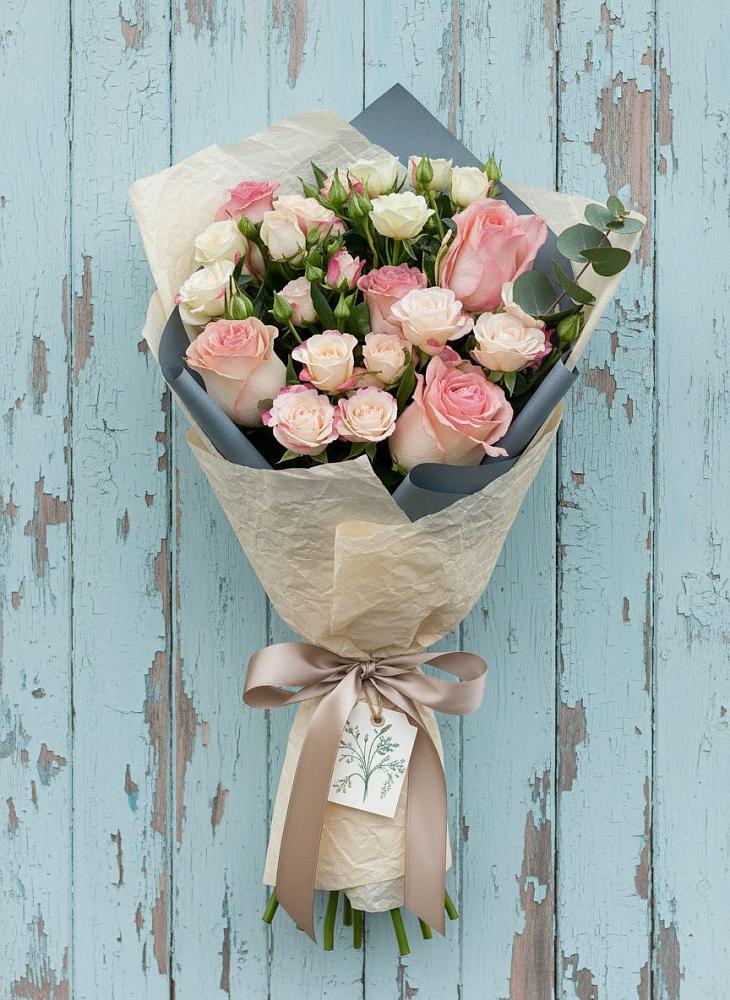 Букет цветов из: Розы в Белово