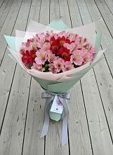 Букет цветов из:  Альстромерии в Белово