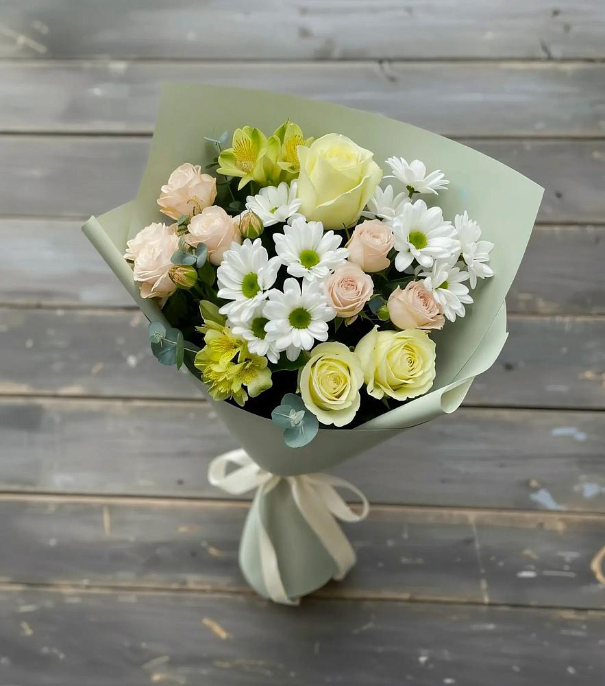 Букет цветов из: Альстромерии, Розы и Хризантемы в Белово
