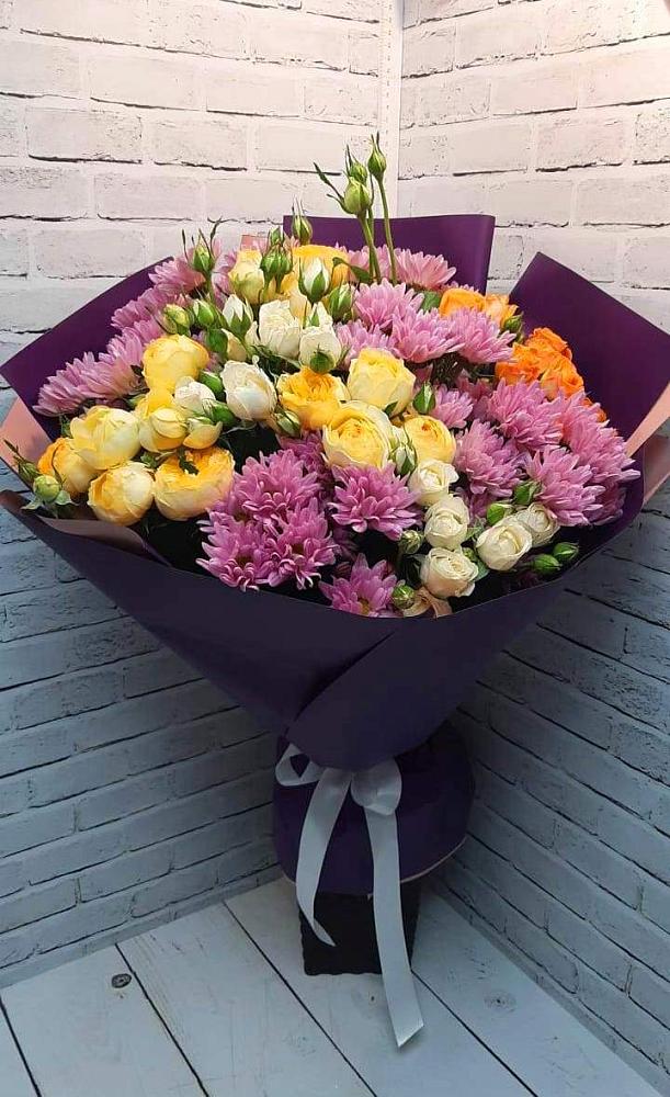 Букет цветов из: Хризантемы и Розы в Белово