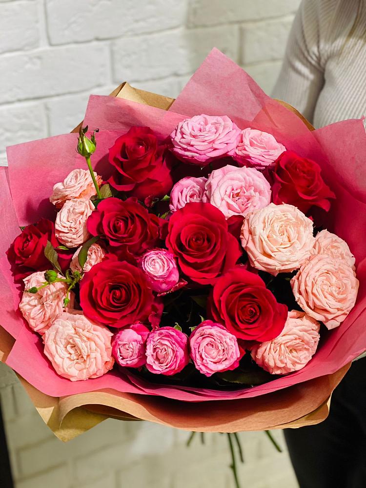 Букет цветов из: Розы в Белово