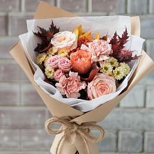 Букет цветов из:  Гвоздики, Хризантемы и Розы в Белово