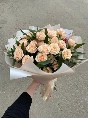 Букет Кремовые розы Латте в Белово