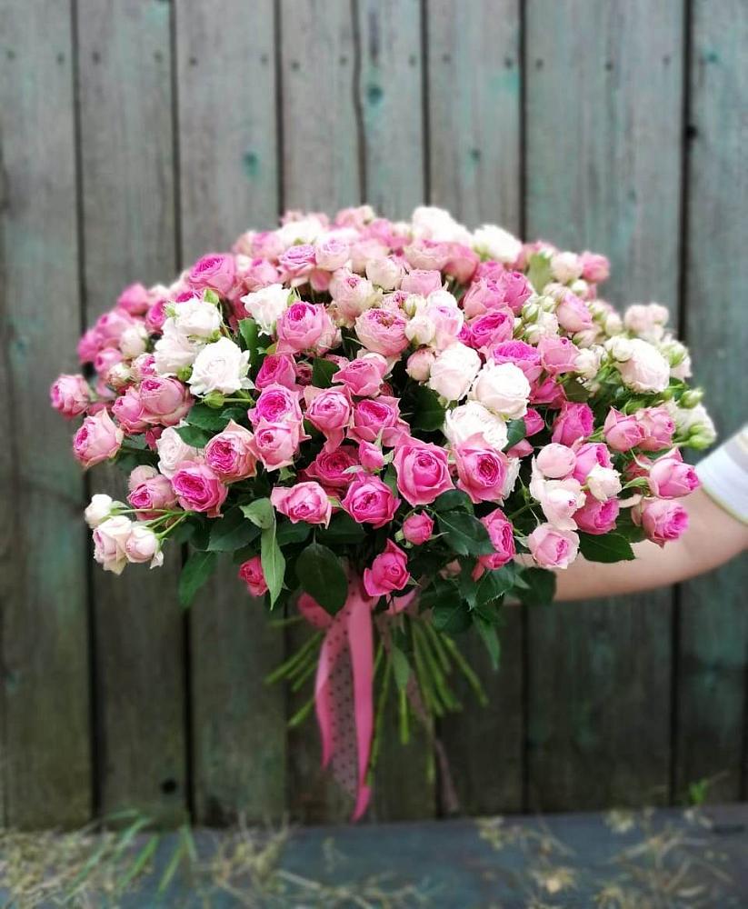 Букет Розовые кустовые розы Натали и Лав Лидия в Белово