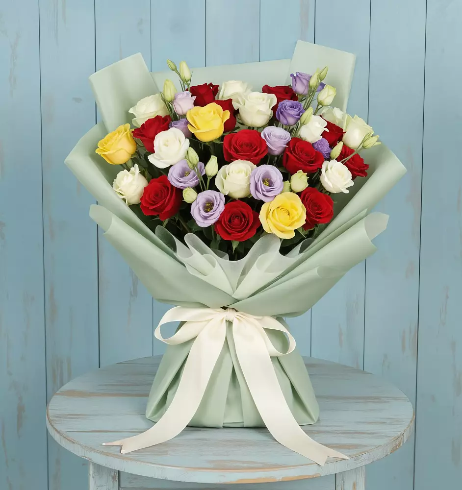 Букет цветов из: Розы в Белово