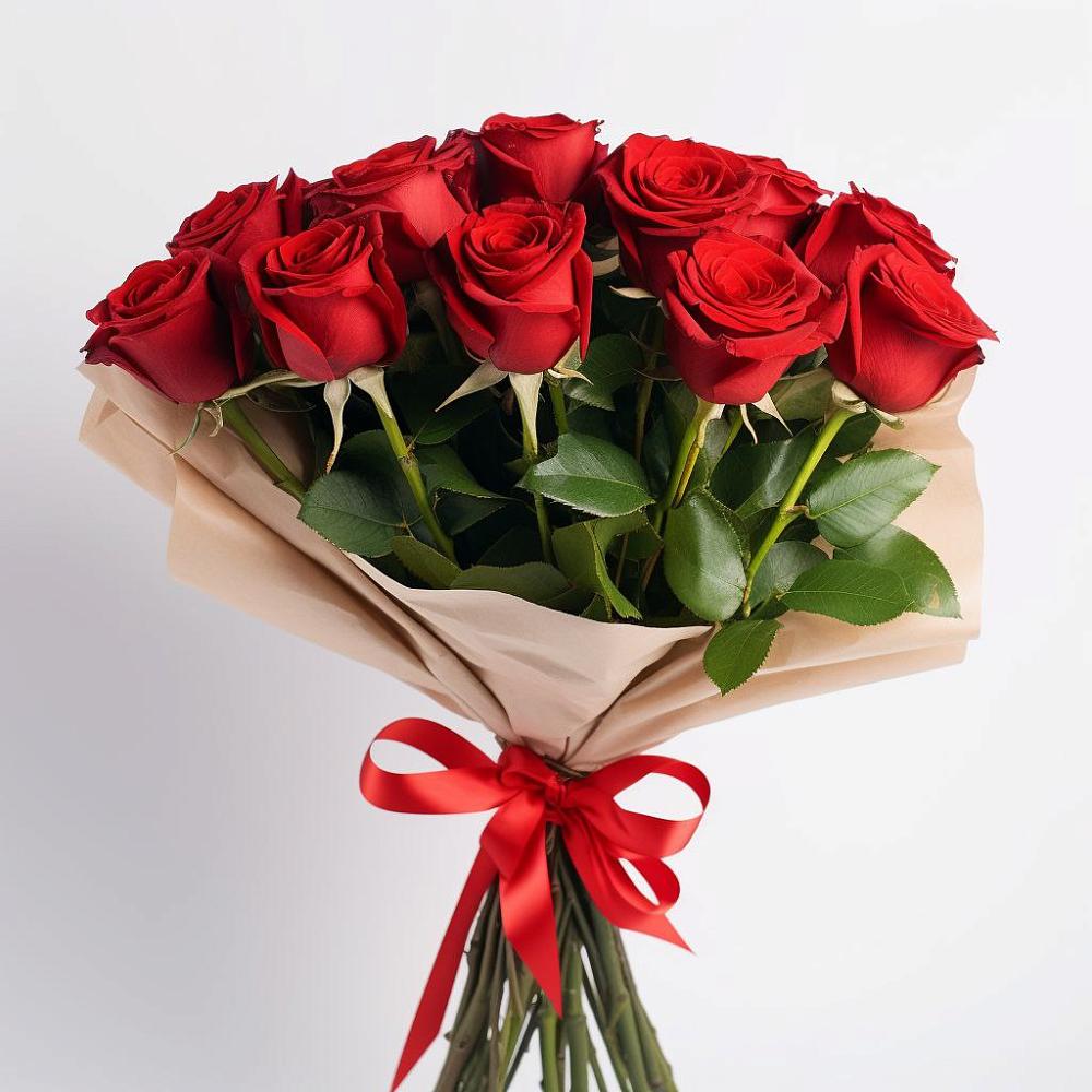Букет 11 Красных роз Эдлесс Лав в Белово